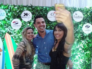 Olha  o selfie com Andréa e Karla