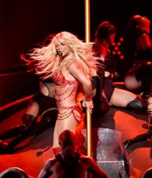 britney spears billboard music awards 2016